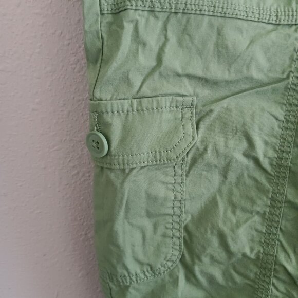 St. John's Bay Womens Mid Rise Plus Bermuda Short, Watercress Sz 20W - Picture 6 of 8